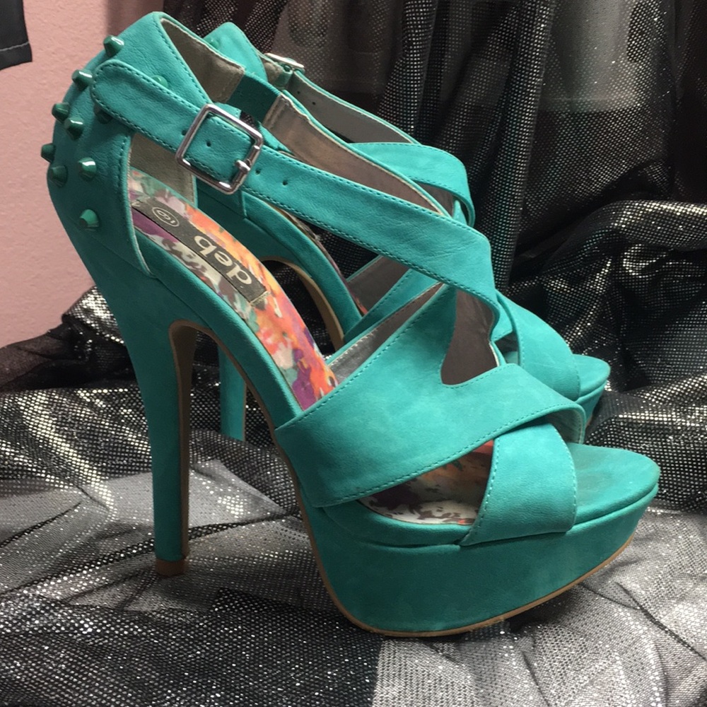 Teal Deb Open toed heels size 9